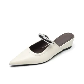KATHRYN WILSON Rubber Sole Closed Toe Slippers Women's