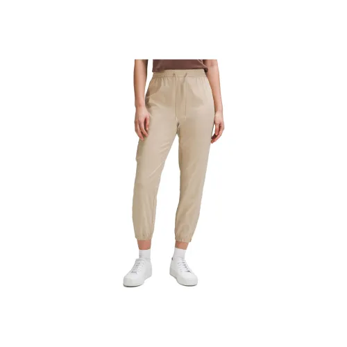 Lululemon WovenAir™ Cargo Pants Women's