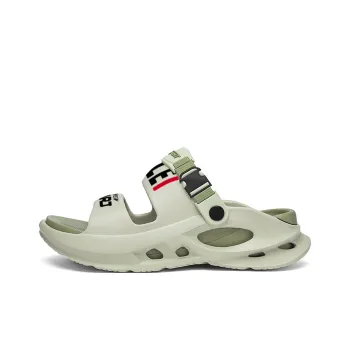 Budding Bear Beach Sandals Unisex