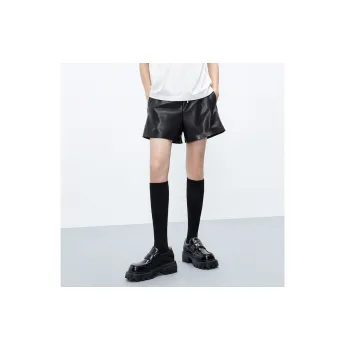 MO&CO Casual Shorts Women's