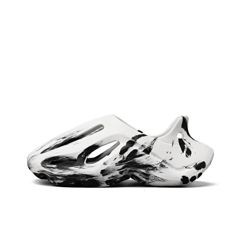 VAEL Galaxy Rendering Clogs Unisex-0