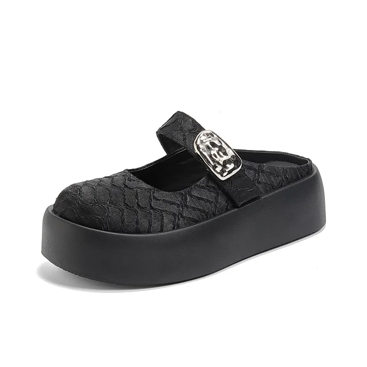 DAPHNE Closed Toe Slippers Women's-6