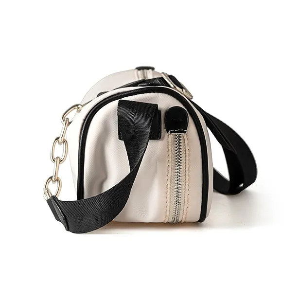 Vigno Oxford One Shoulder Small Square Bag Women's Black/Ecru-4