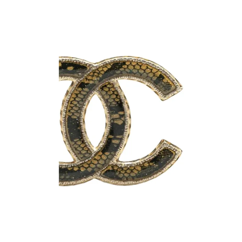 CHANEL 2013 Faux Lace And Resin Gold Plated Cc Brooch Costume Brooch-2