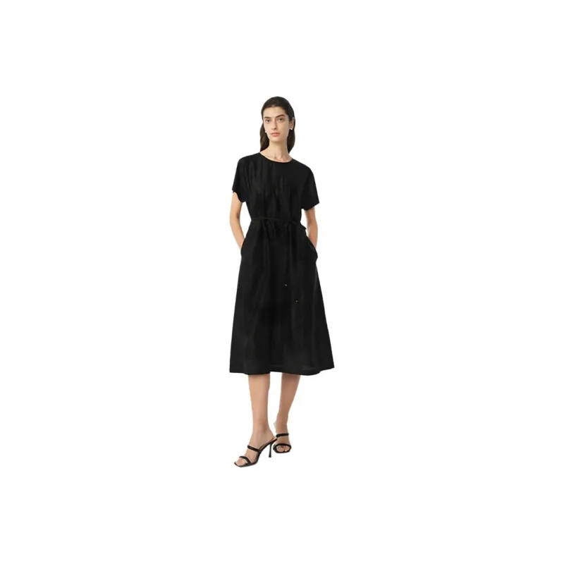 GOELIA Short Sleeved Dress Women's Black-0