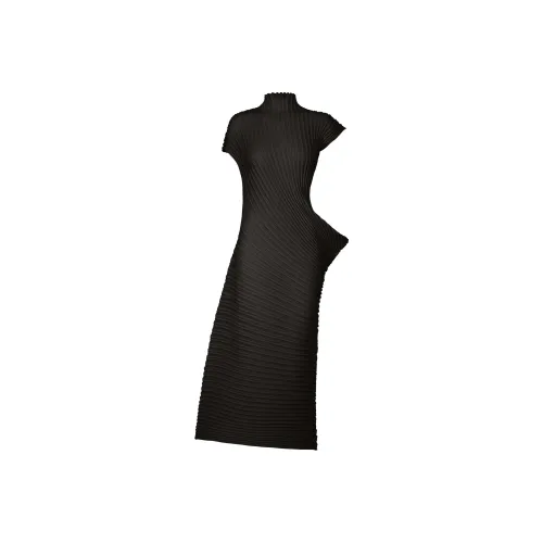 ISSEY MIYAKE Stream Midi Dress