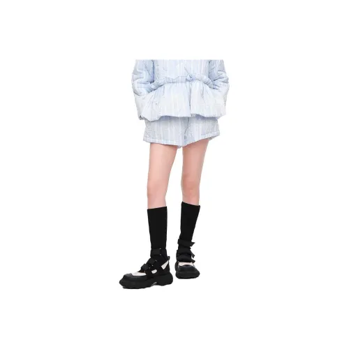 XIAOLI 블루와 화이트 레터링 여성 캐주얼 반바지