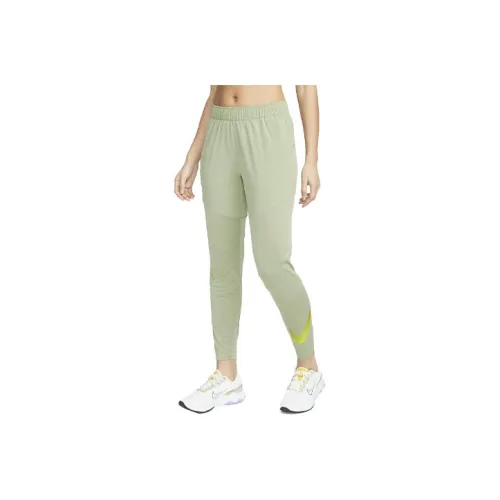 nike amortiguaci Knitted Sweatpants Women's from Green