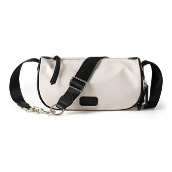Vigno Oxford One Shoulder Small Square Bag Women's Black/Ecru