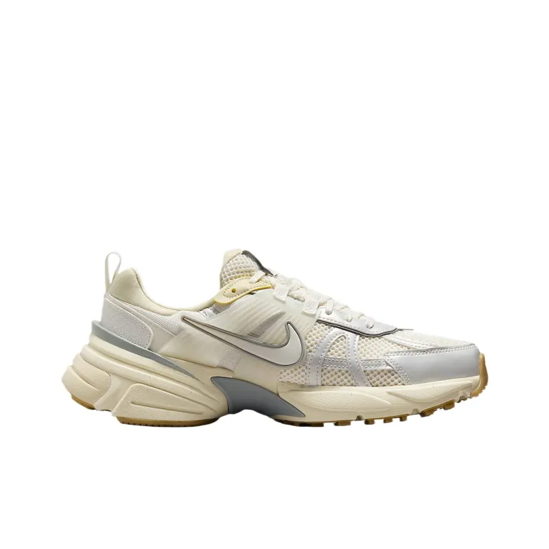 Nike V2K Run Low Top Running Shoes Women's Khaki-1