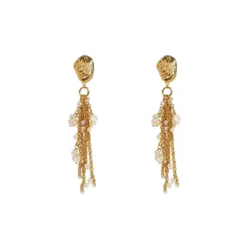 Chloé The Chloé Shells Long Clip On Earrings