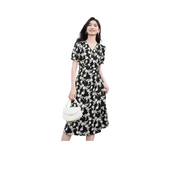 Hopeshow Short Sleeved Dress Women's Black With Floral