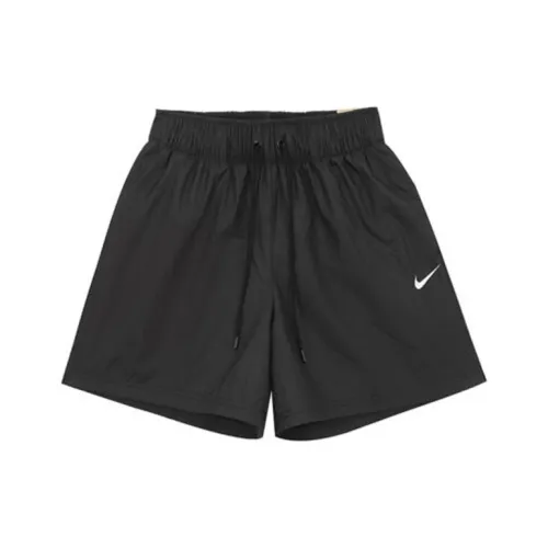 Nike Women's Repel Mid Rise Shorts Black