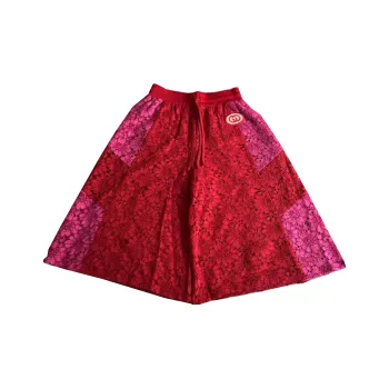 GUCCI Floral Lace Shorts Live Red