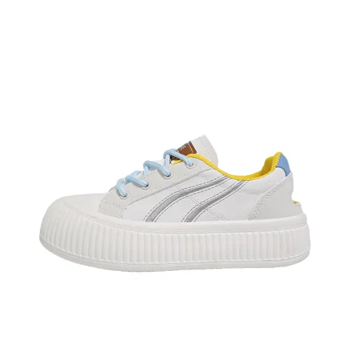 SUPEREDGE Cushioning, Impact Resistant, Abrasion Resistant Low Top Skateboard Shoes Women's White