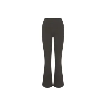 SKIMS SS24 Summer Collection OUTDOOR HIGH-WAISTED FLARE LEGGING Casual Pants Women's Washed Onyx/Washable Agate