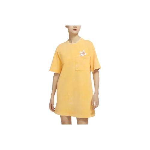Nike Short Sleeved Dresses Women's Yellow