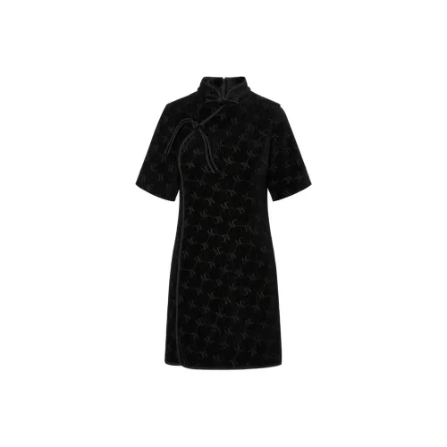 MOCO Short Sleeved Dress Women's Black