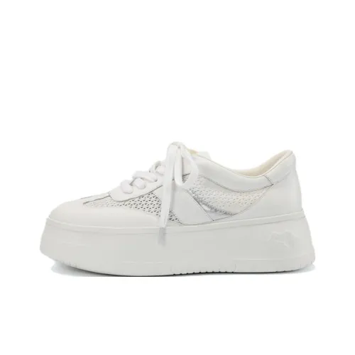 DIBO MANNER Lipstick Seals Collection Low Top Skateboard Shoes Women's White