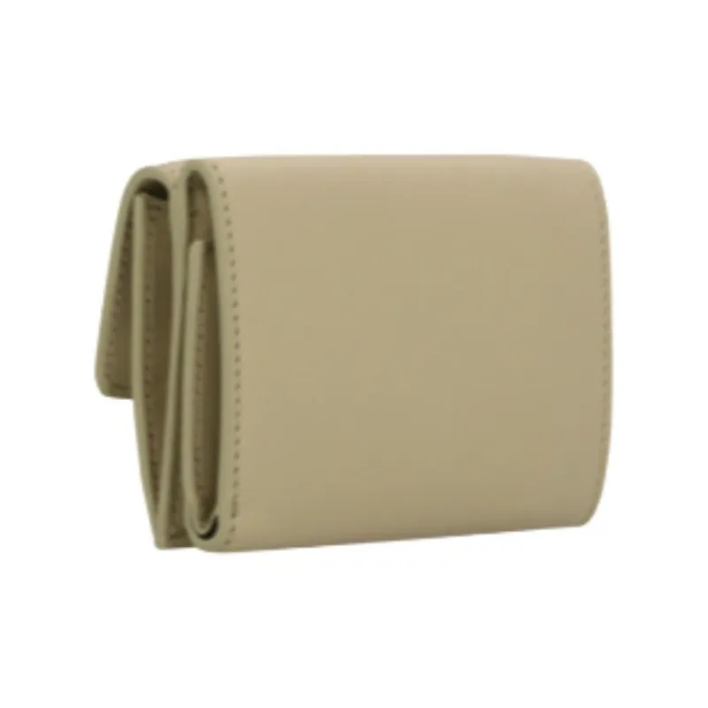 FENDI Baguette Lambskin Wallet Women's Green-1