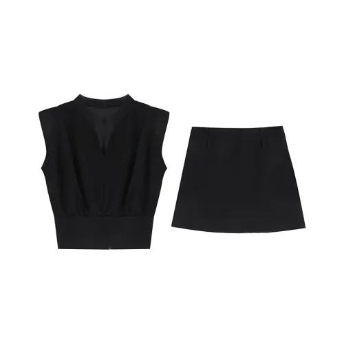 WOWI KCKS Skirt Set Women's Black