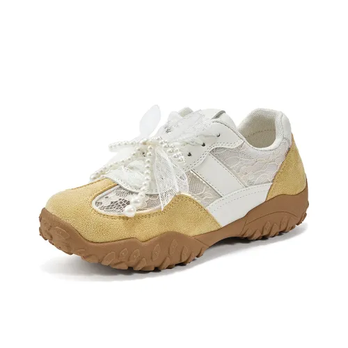 La Chapelle Anti Slip Wear Resistant Low Top Casual Shoes Women's Yellow