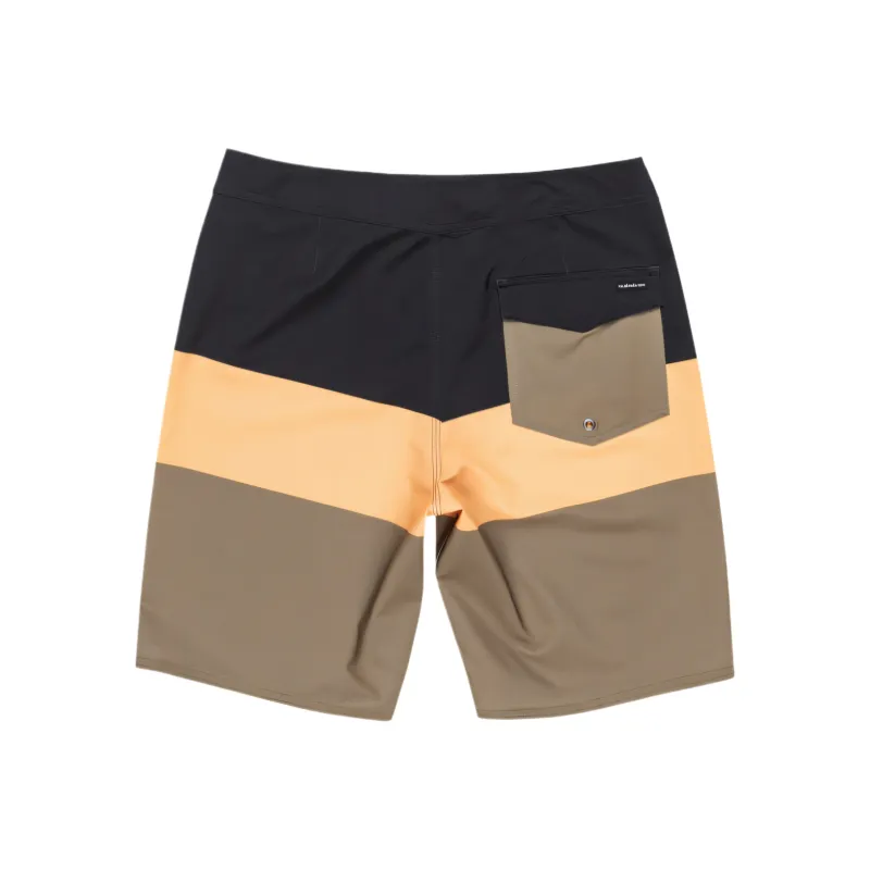 Quiksilver Casual Shorts Men's Black-1