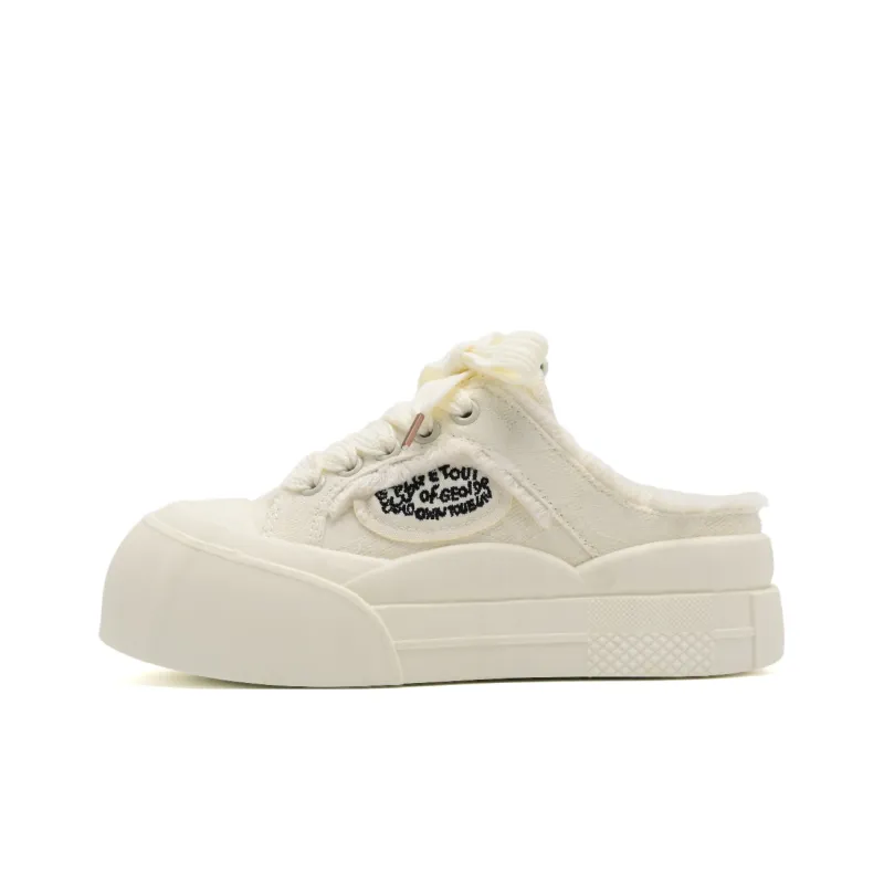 XPQ Slip Resistant Odor Resistant Closed Toe Slippers Women's Chanel Inspired White-1