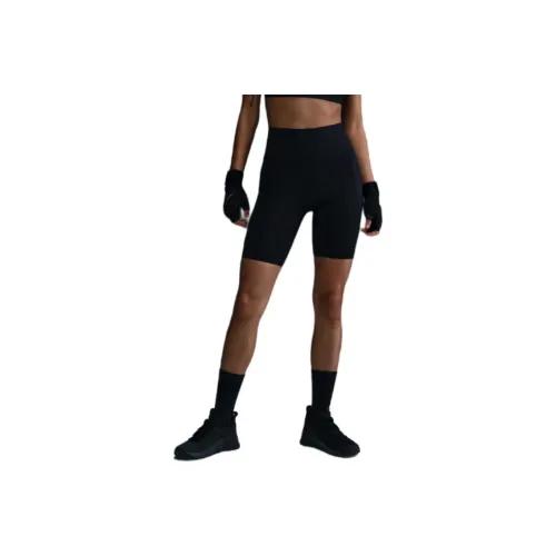Nike Universa Women's Medium Support High Waisted 8' Biker Shorts With Pockets