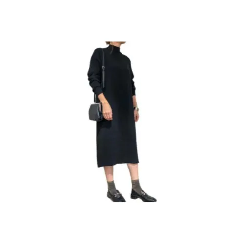 Select MOCA Long-Sleeved Dresses Women's