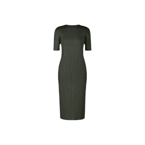 PLEATS PLEASE ISSEY MIYAKE Monthly Colors: May Midi Dress