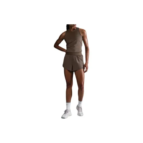 nike update Swift Women's Dri FIT Mid Rise 2.5' Brief Lined Running Shorts