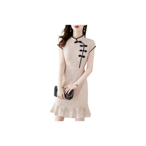 Still Quiet Short Sleeved Dress Women's Pink