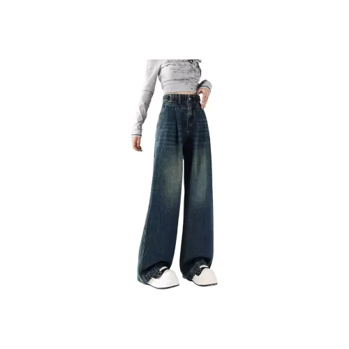 The New Age Family Jeans Women's