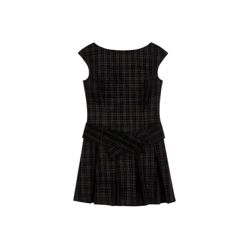 MTHE Short Sleeved Dress Women's