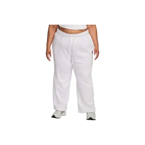 Nike Sportswear Club Fleece Women's Mid Rise Wide Leg Sweatpants Plus Size