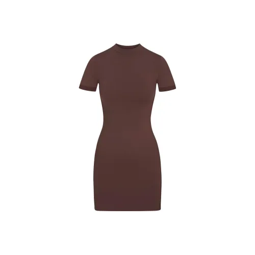 Skims Short Sleeved Dresses Women's Brown