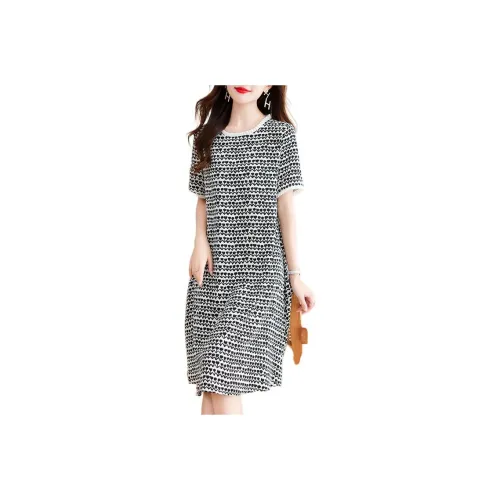 PIERRE CARDIN Short Sleeved Dress Women's Black And White Heart
