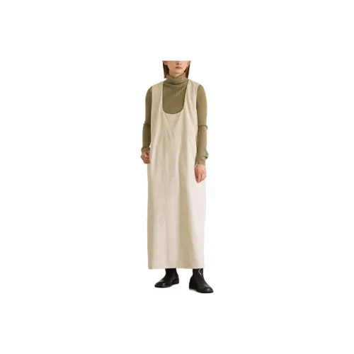 Select MOCA Sleeveless Dress Women's