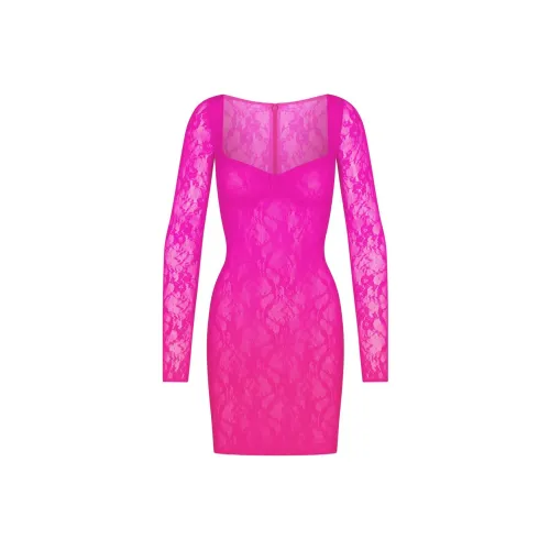 SKIMS STRETCH LACE LINED LONG SLEEVE UNDERWIRE DRESS Long-Sleeved Dresses Women's NEON PINK/Neon Pink
