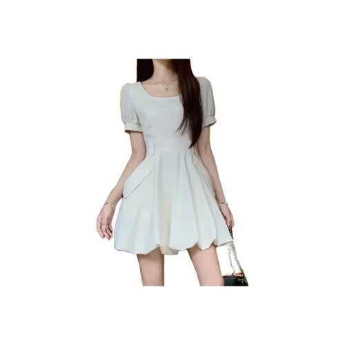 Mu Xiao Xin Short Sleeved Dress Women's Apricot