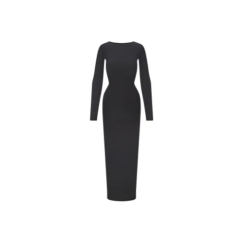 SKIMS FW24 FITS EVERYBODY LOW BACK LONG DRESS Long Sleeved Dresses Women's ONYX/Onyx