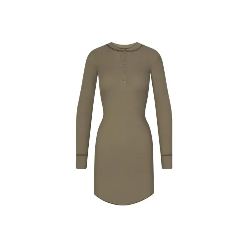 Skims Long Sleeved Dresses Women's Earth Umber/ARMY MULTI