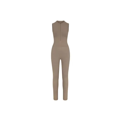 SKIMS CONTOUR NYLON ZIP FRONT CATSUIT Jumpsuit Women's TRUFFLE/Truffle Color
