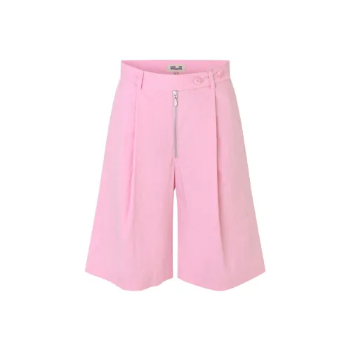 BAUM UND PFERDGARTEN Casual Shorts Women's Pink