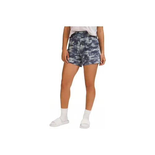 Lululemon Loungeful High Rise Short 4' Casual Shorts Women's Camouflage Blue