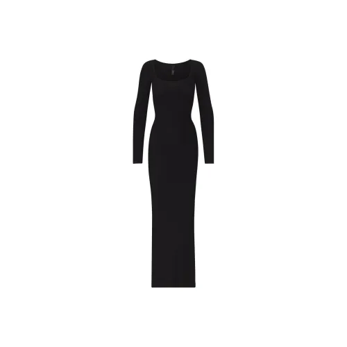 SKIMS SOFT LOUNGE LONG SLEEVE DRESS Long Sleeved Dresses Women's Onyx Black