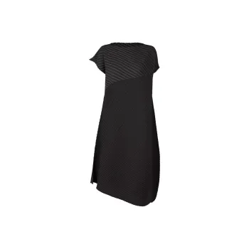 ISSEY MIYAKE Short-Sleeved Dresses Women's Black