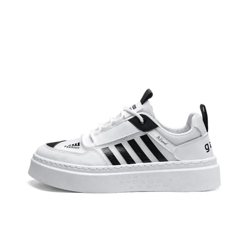 PROTECTCAMEL Anti Slip Wear Resistant Low Top Skateboard Shoes Men's