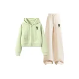 Pea Green (Four-Leaf Clover Chest Logo)+Milk White (Four-Leaf Clover Pants Logo)